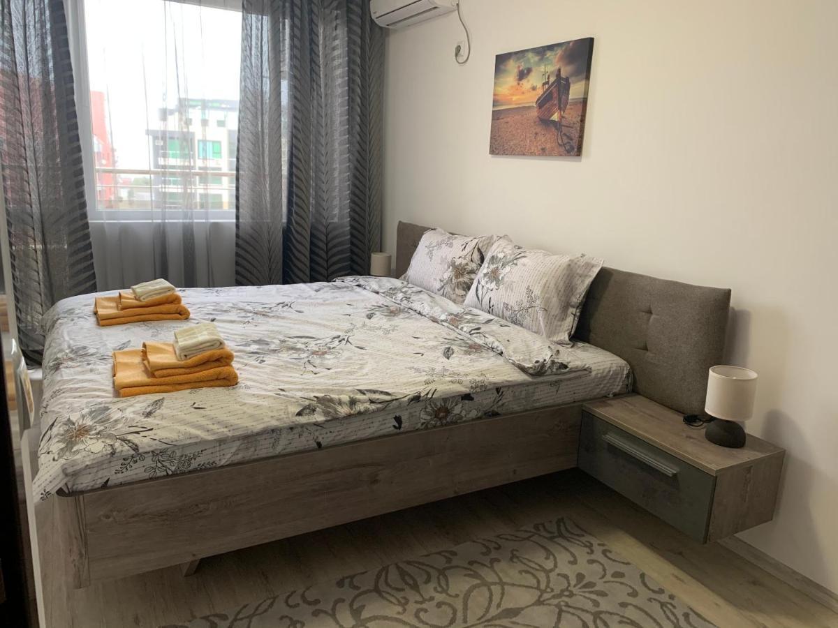 Sunny Days Luxury Apartment Поморие Экстерьер фото
