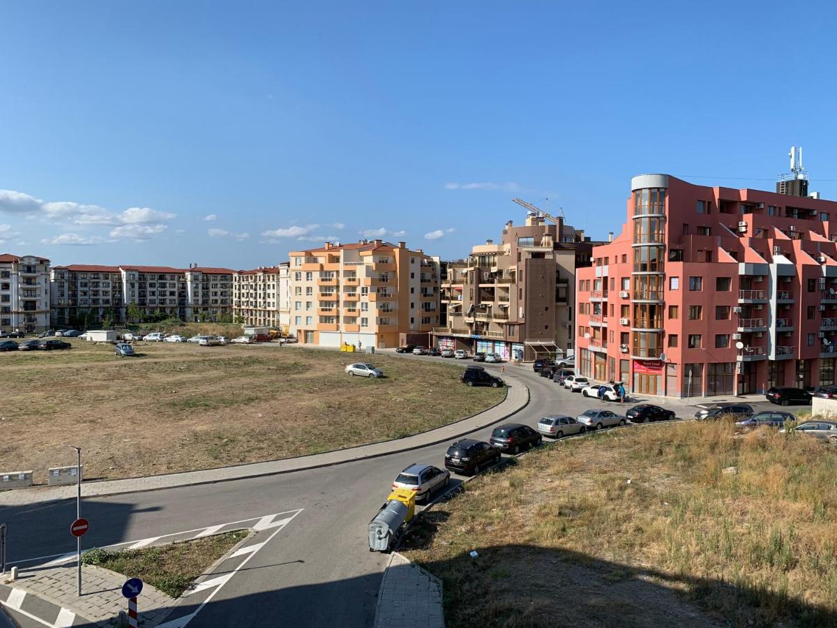 Sunny Days Luxury Apartment Поморие Экстерьер фото